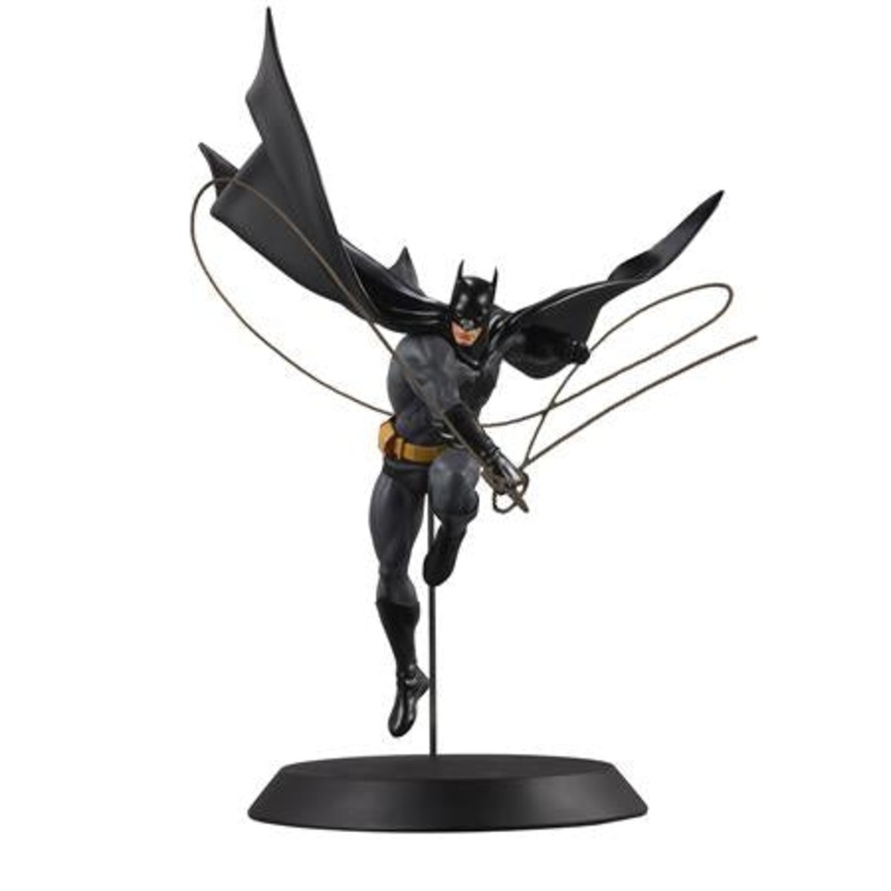 Dc Designer Series Batman By Dan Mora 1:6th Scale Resin Statue