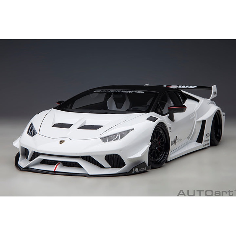 1/18 LB-Walk Huracan GT White